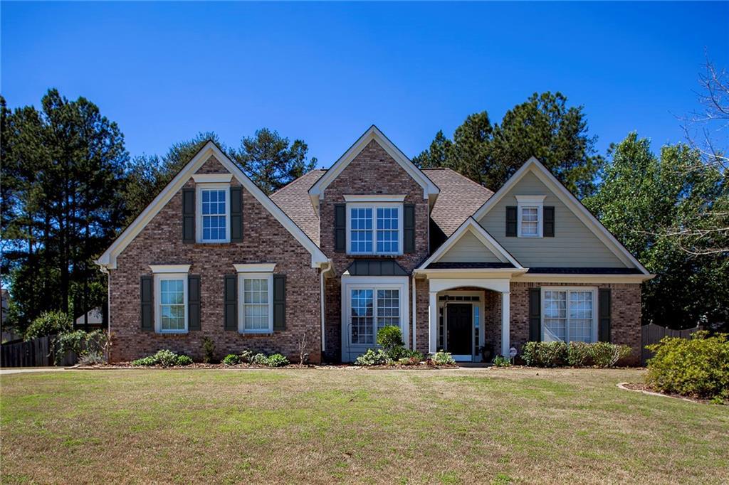 5512 Blue Cedar Dr., Sugar Hill, GA 30518