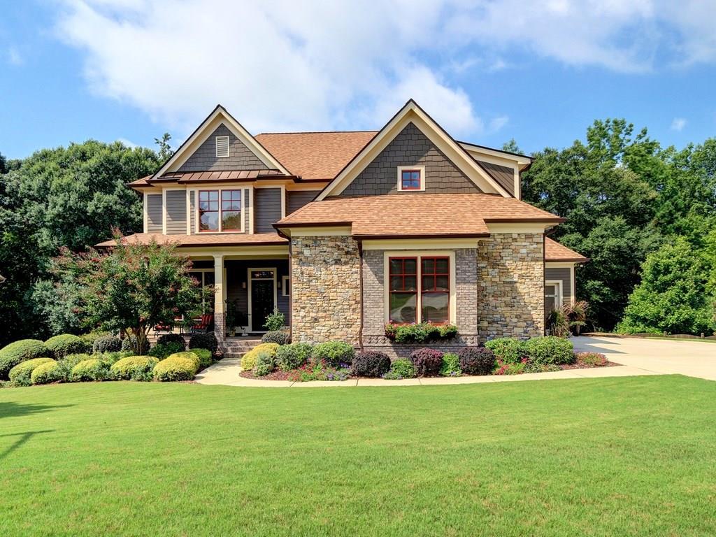 102 Autumn Glen Dr., Woodstock, GA 30188