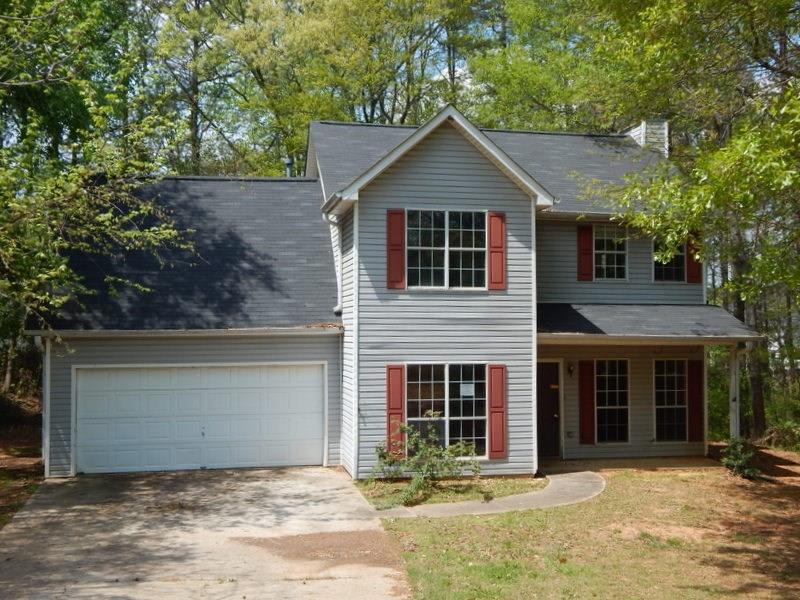 214 Park Place Ct., Douglasville, GA 30134