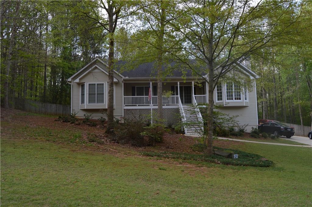 670 Abbington Ln., Douglasville, GA 30134