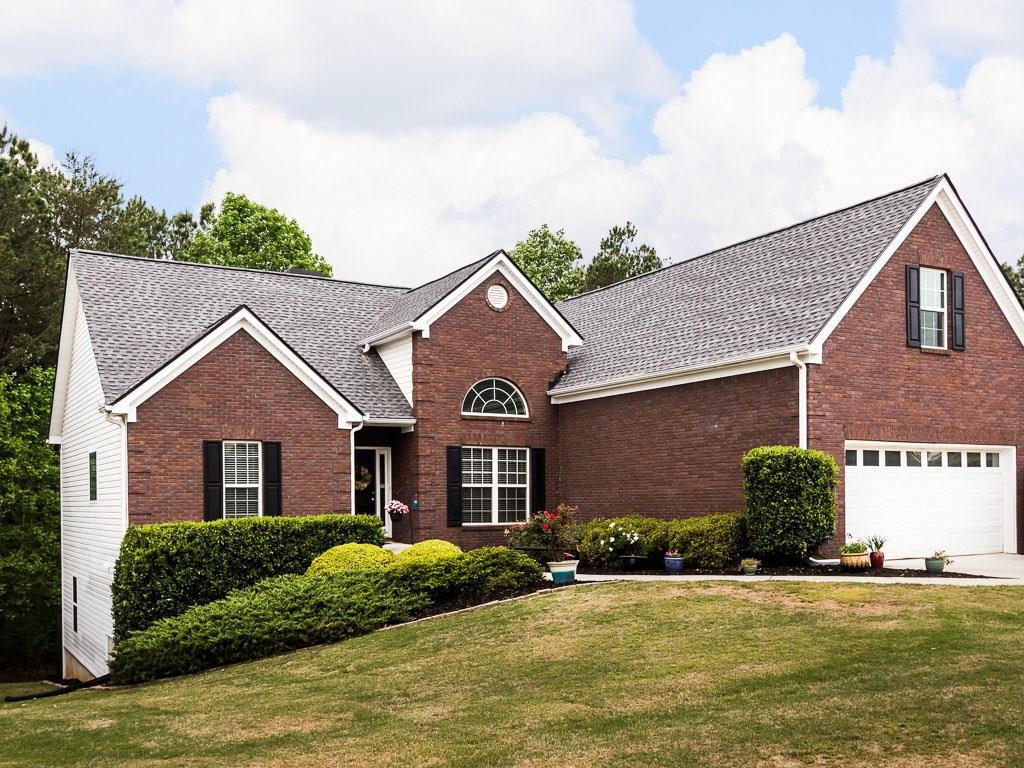 4979 Holland View Dr., Flowery Branch, GA 30542