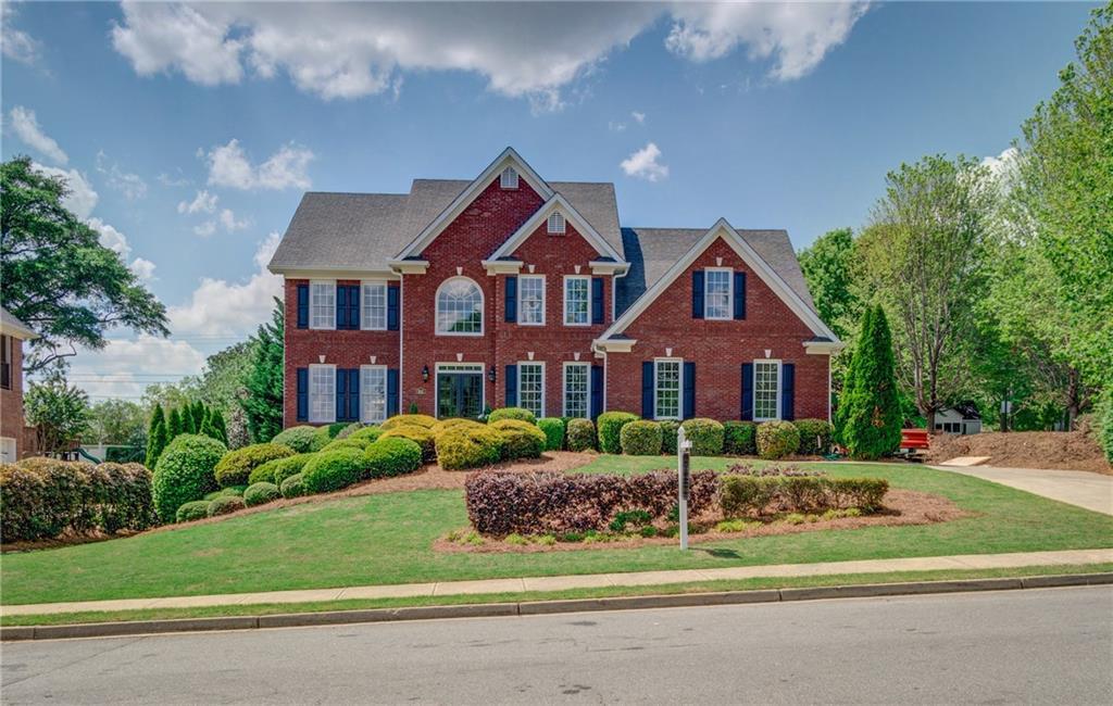 1031 Meadow Brook Dr., Woodstock, GA 30188