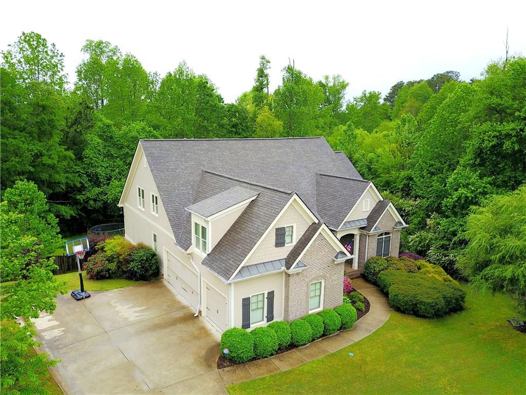 100 Autumn Glen Dr., Woodstock, GA 30188