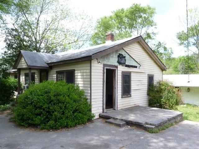 8177 Colquitt St., Douglasville, GA 30134