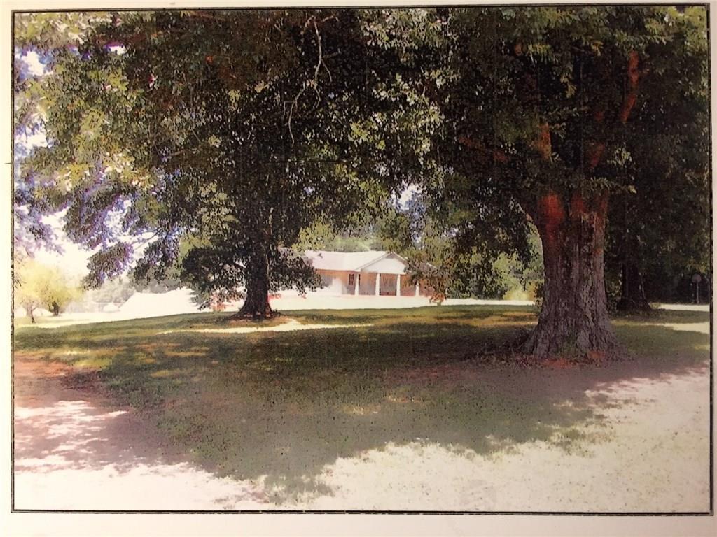 6874 Ball Ground Rd., Ball Ground, GA 30107