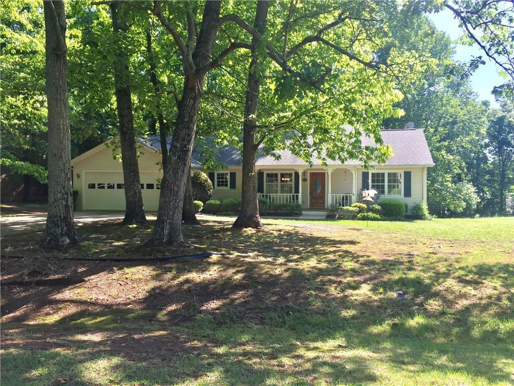 4491 Hidden Oaks Dr., Flowery Branch, GA 30542