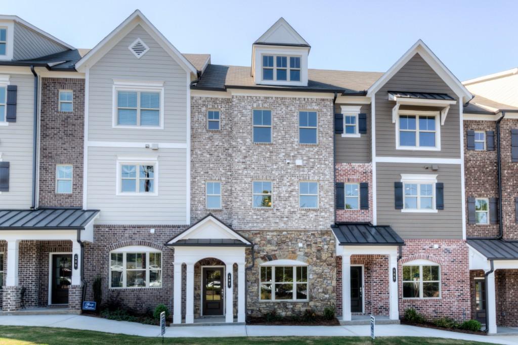 107 Periwinkle Ln. #5, Woodstock, GA 30188