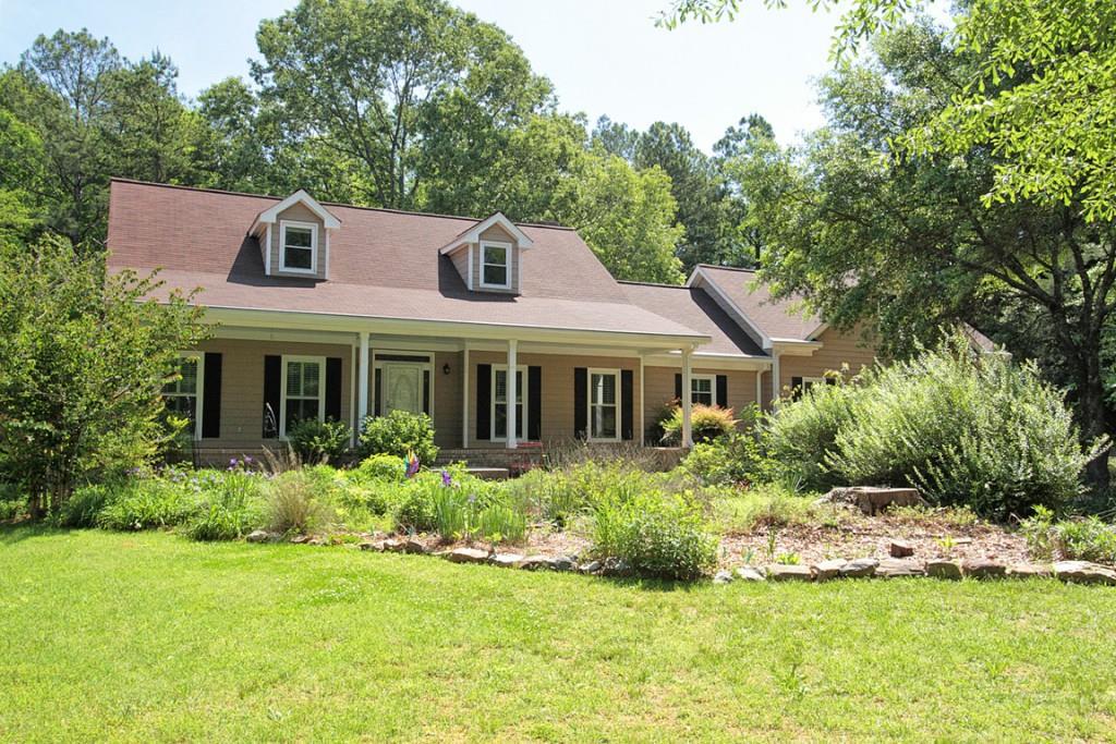 2160 Luke Edwards Rd., Dacula, GA 30019