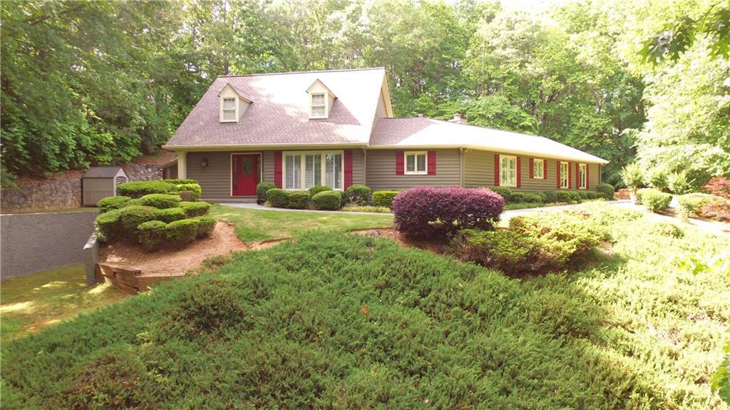 125 Jett Forest Ct., Sandy Springs, GA 30327