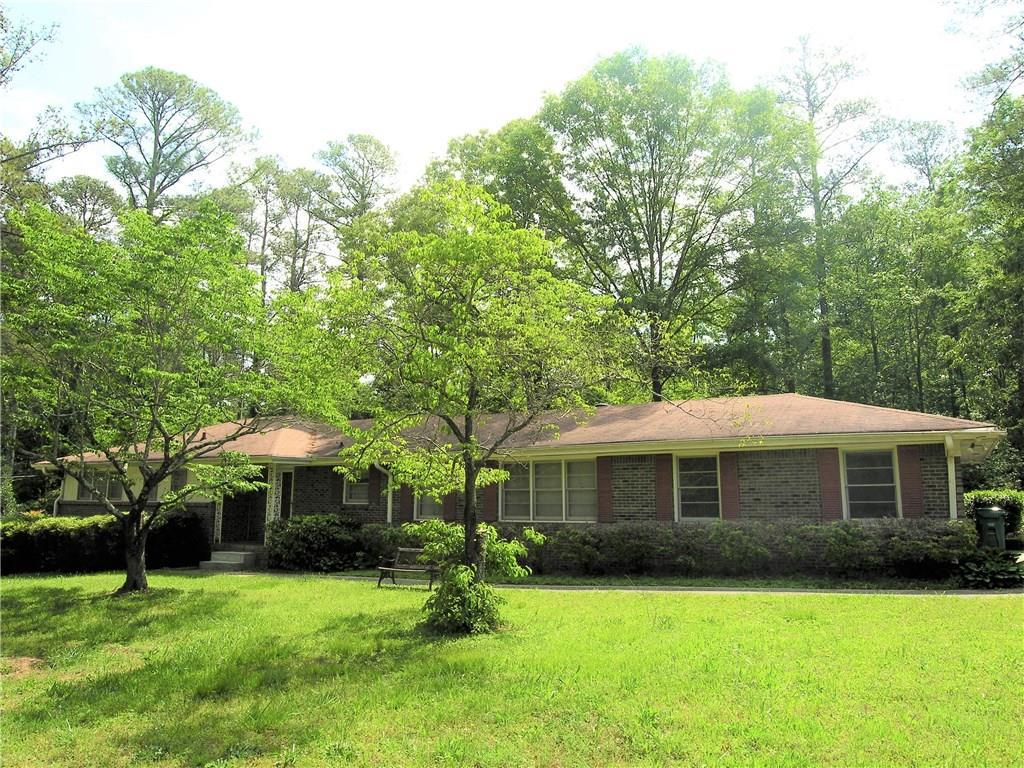 3117 Rockview Dr., Lithonia, GA 30038
