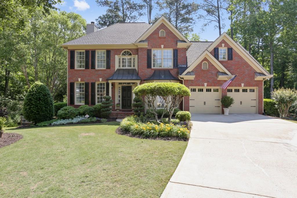 3915 Montglenn Ct., Cumming, GA 30041