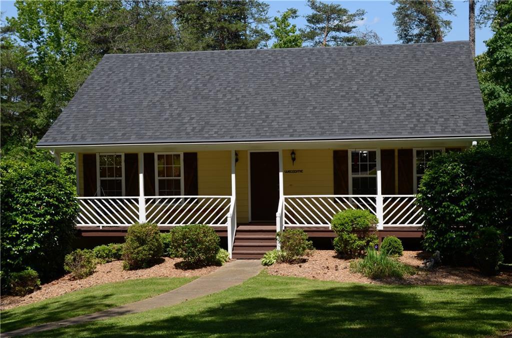 999 Pickens St., Ball Ground, GA 30107