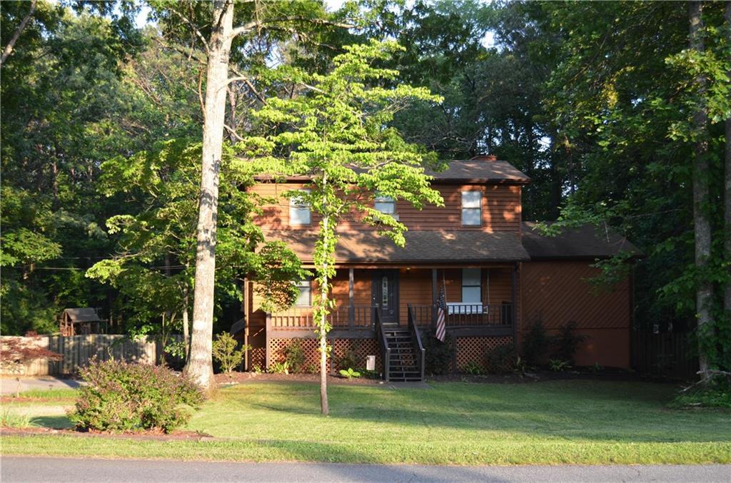 399 N Victoria Rd., Woodstock, GA 30189