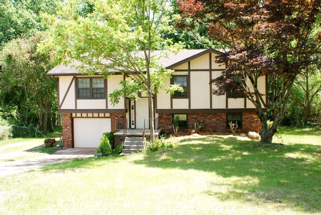 4610 Strickland Rd., Flowery Branch, GA 30542