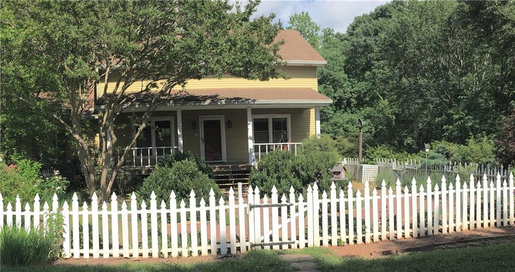 2793 Brookwood Rd., Cumming, GA 30041