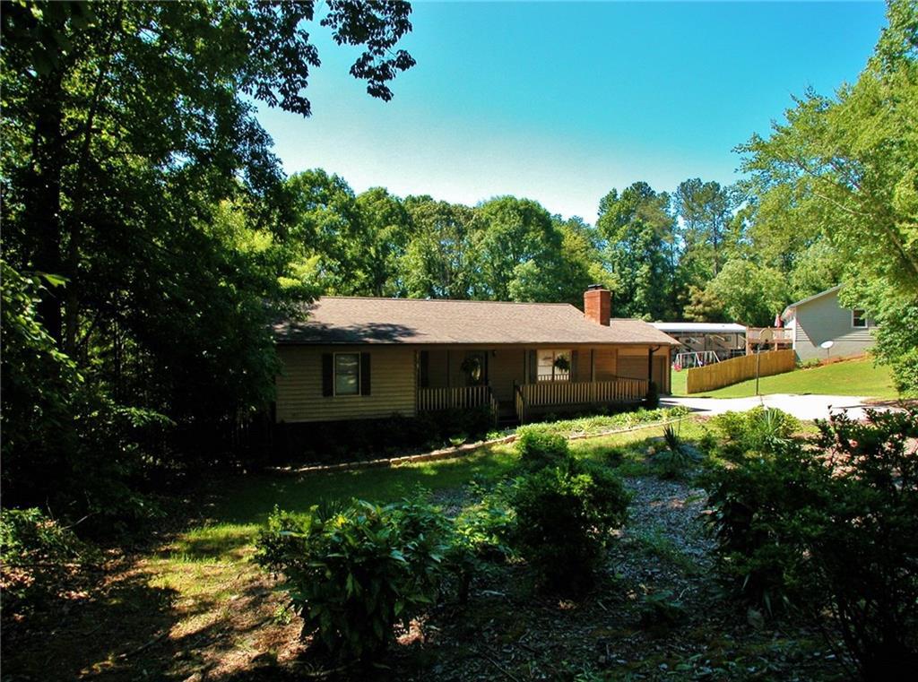 4414 Hidden Oaks Dr., Flowery Branch, GA 30542