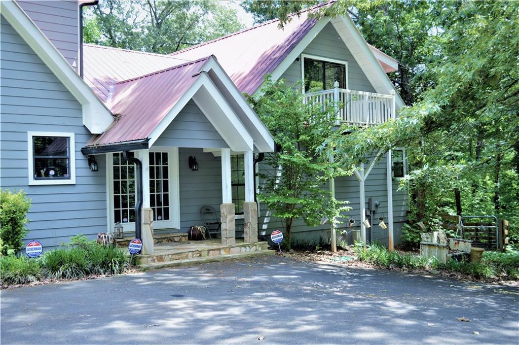 707 Old Federal Rd., Dahlonega, GA 30533