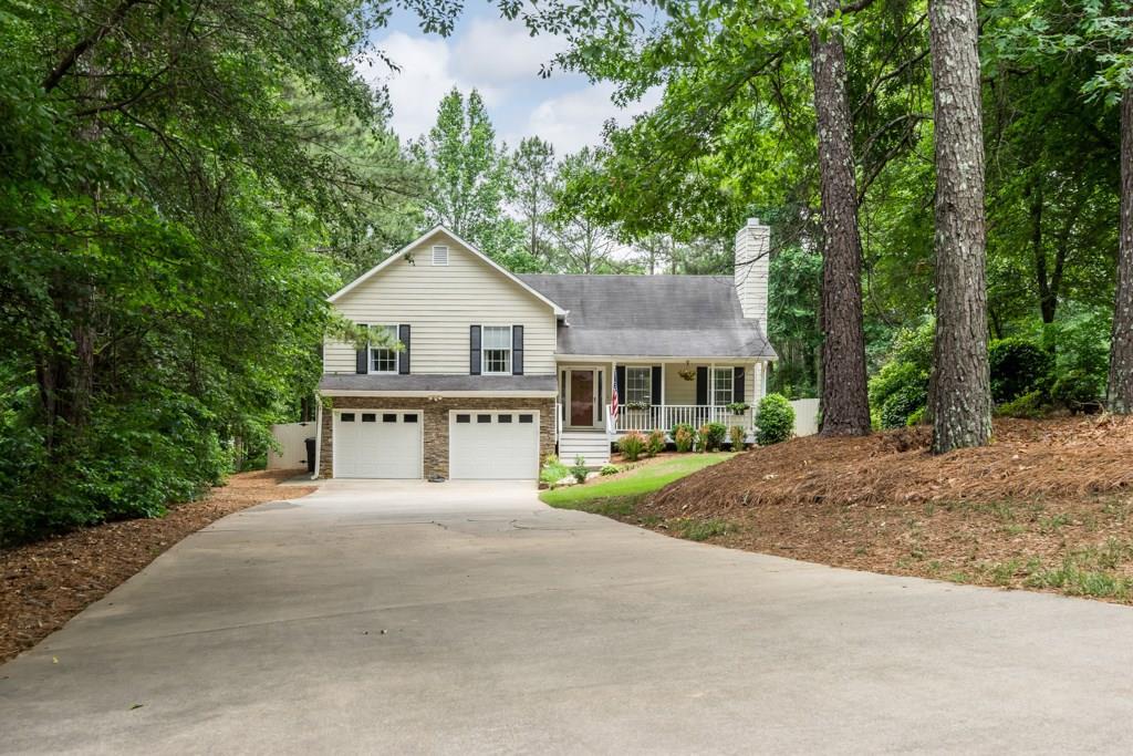 91 N North Springs Ct., Acworth, GA 30101