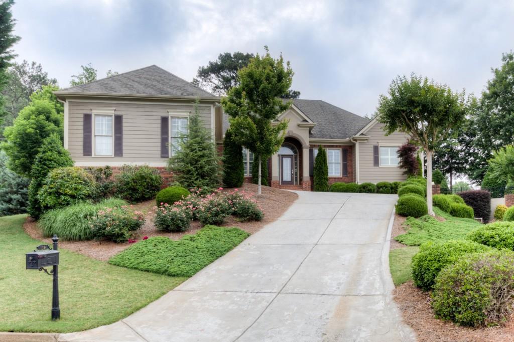 1097 Meadow Brook Dr., Woodstock, GA 30188