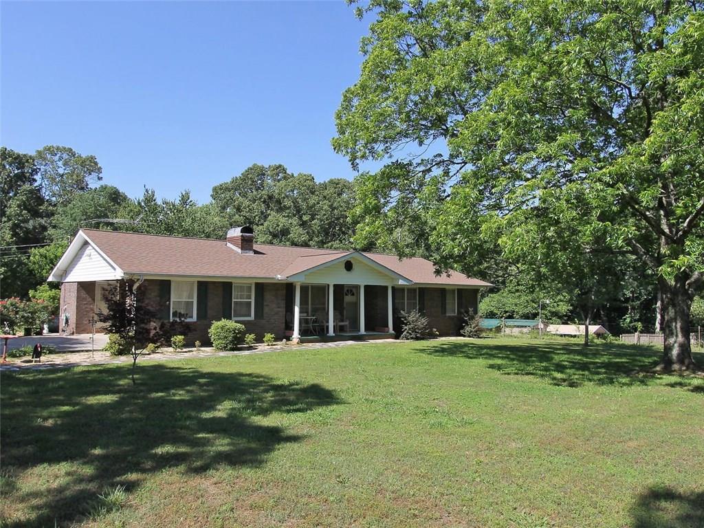 1067 Wyatt Rd., Canton, GA 30115