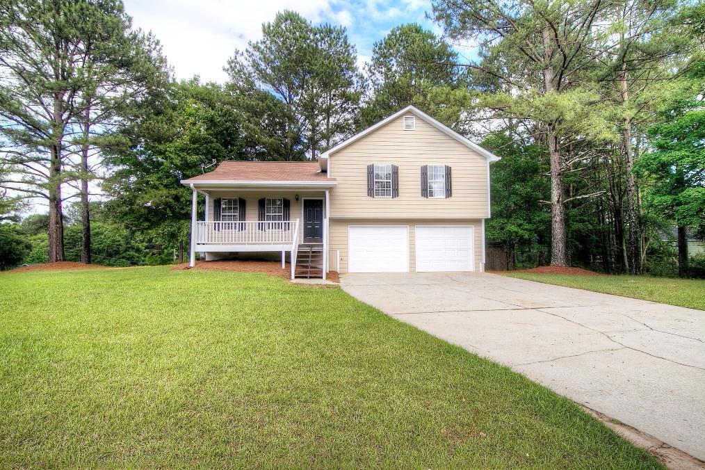 100 Peach Forest Pl., Douglasville, GA 30134