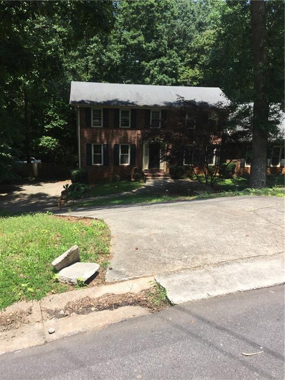 947 Beaver Ln., Lilburn, GA 30047