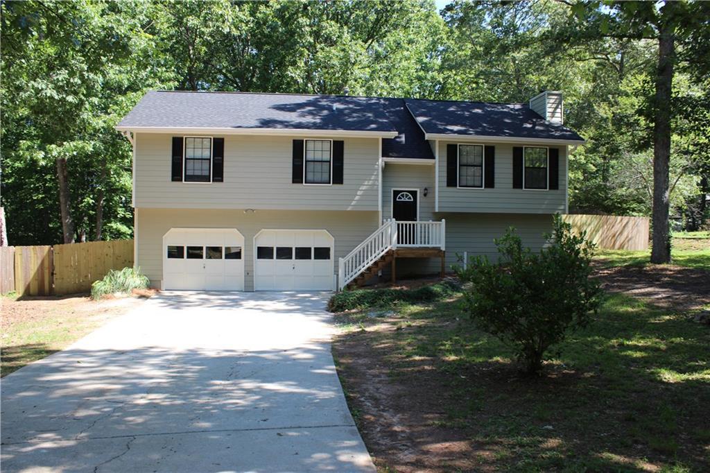 473 Bakers Bridge Cir., Douglasville, GA 30134