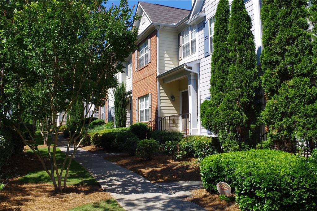 410 Lantern Ln., Woodstock, GA 30188