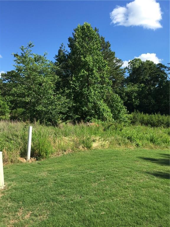 103 Lenore Ct., Woodstock, GA 30188