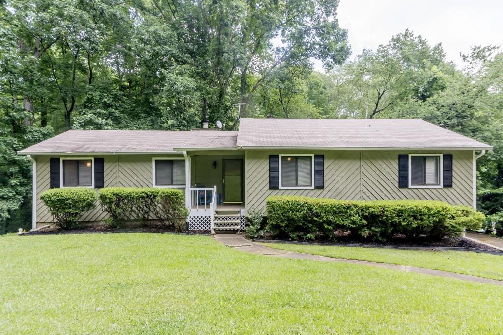 432 Teague Dr., Kennesaw, GA 30152