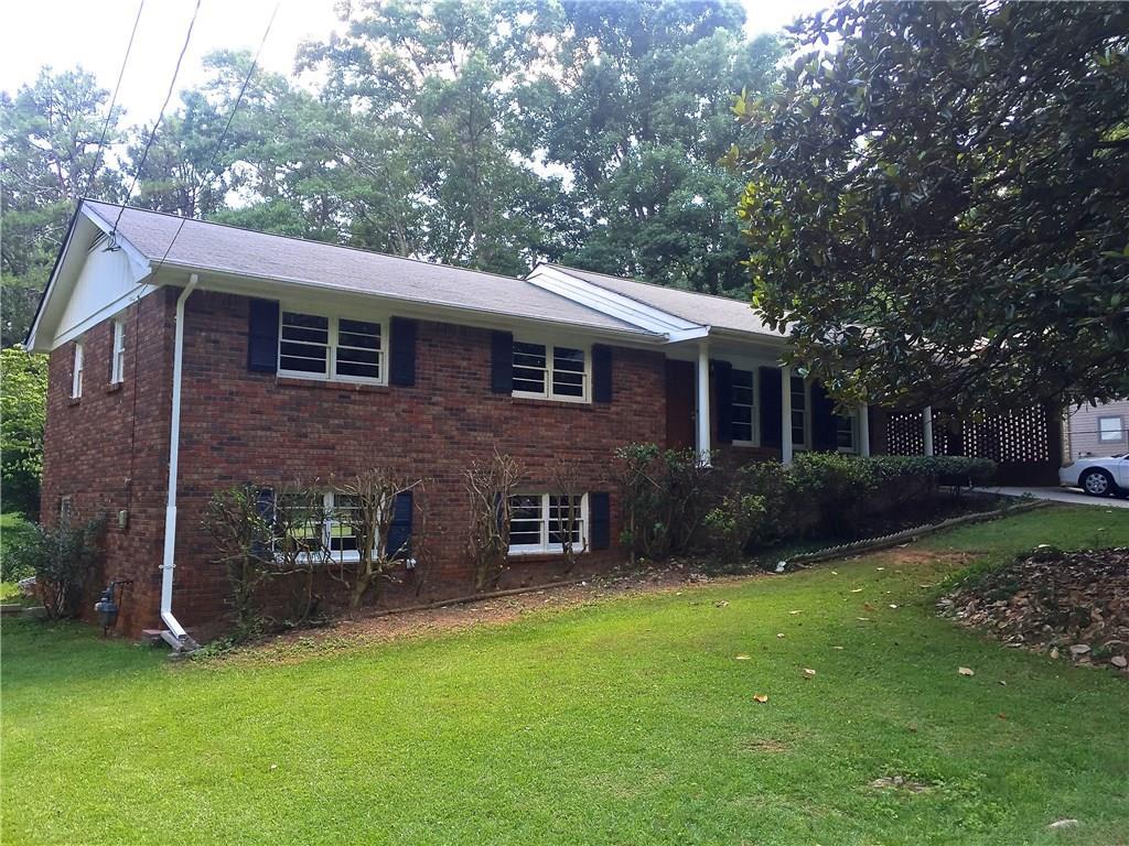 6334 Shore Dr., Douglasville, GA 30135