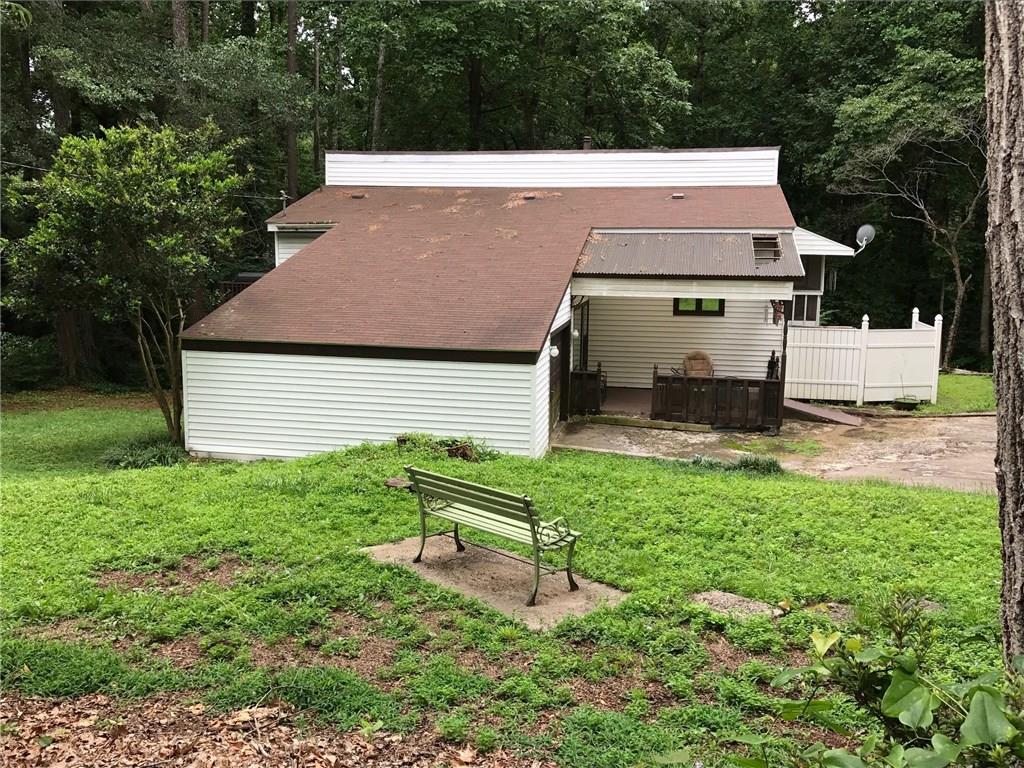 4153 Stonemont Dr., Lilburn, GA 30047