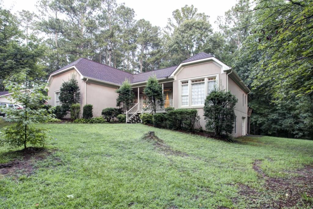 1336 Reece Rd., Woodstock, GA 30188