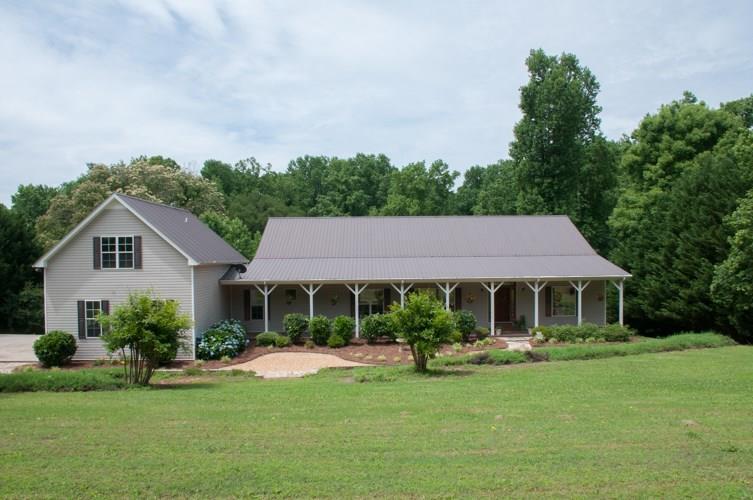 510 Chambers Rd., Commerce, GA 30530