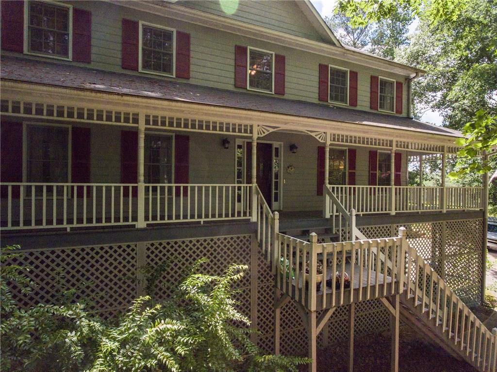 218 Teakwood Ln., Woodstock, GA 30188