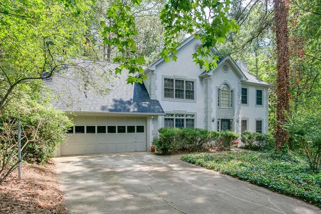 2259 Hillbriar Dr., Buford, GA 30518