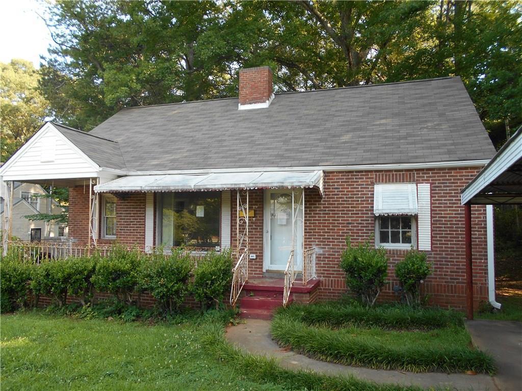 2083 Connally Dr., East Point, GA 30344