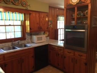 308 Knollwood Ln., Woodstock, GA 30188