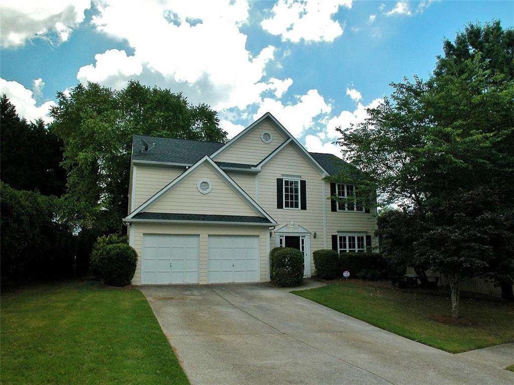562 Staghorn Ln., Suwanee, GA 30024