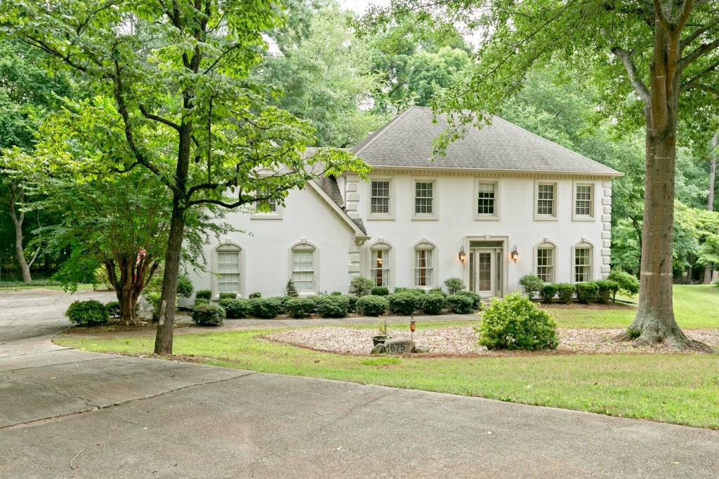 1675 Cavan Dr., Marietta, GA 30064