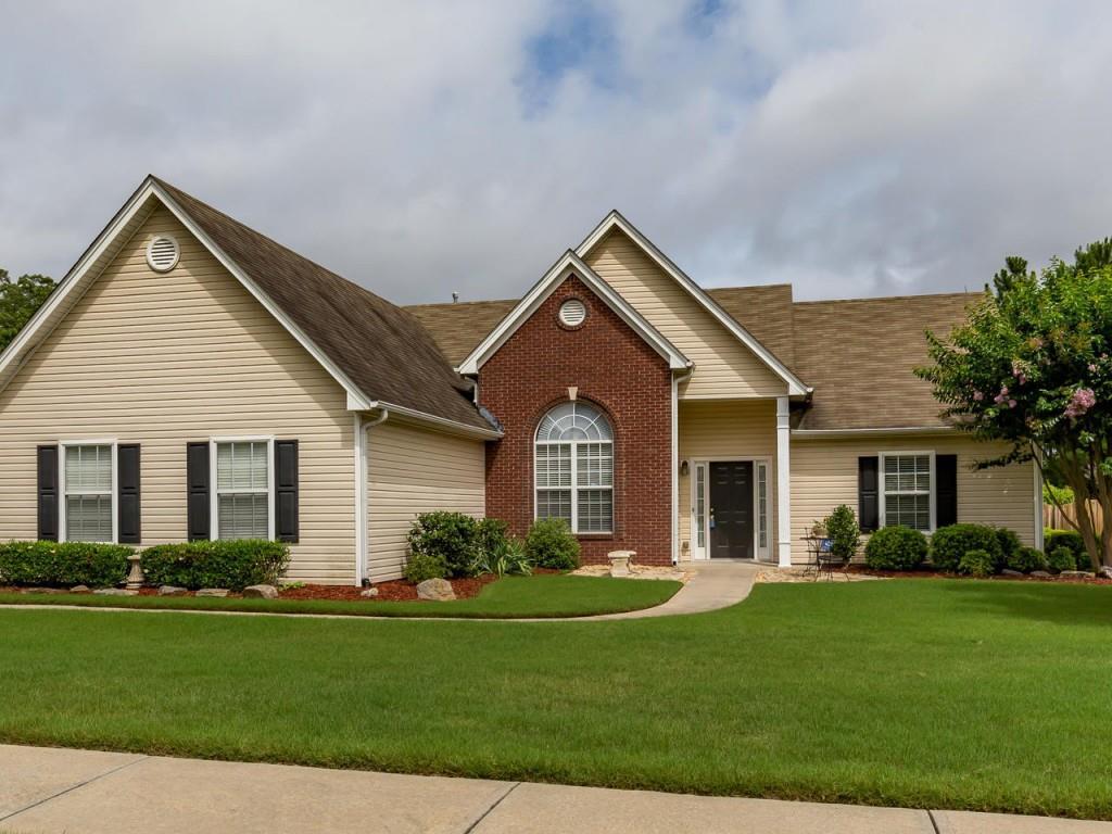 1485 Brisbane Dr., Dacula, GA 30019