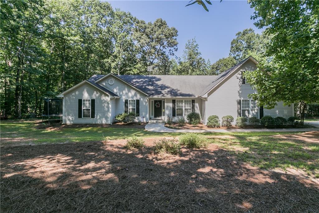 18 Reynolds Path, Hiram, GA 30141