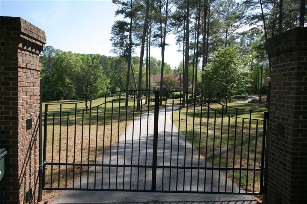 2868 Centerville Rosebud Rd., Snellville, GA 30039