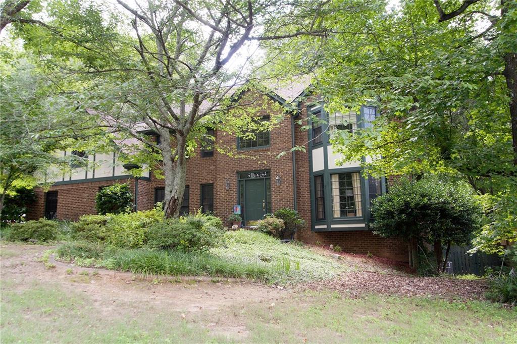 3745 Winters Hill Dr., Atlanta, GA 30360