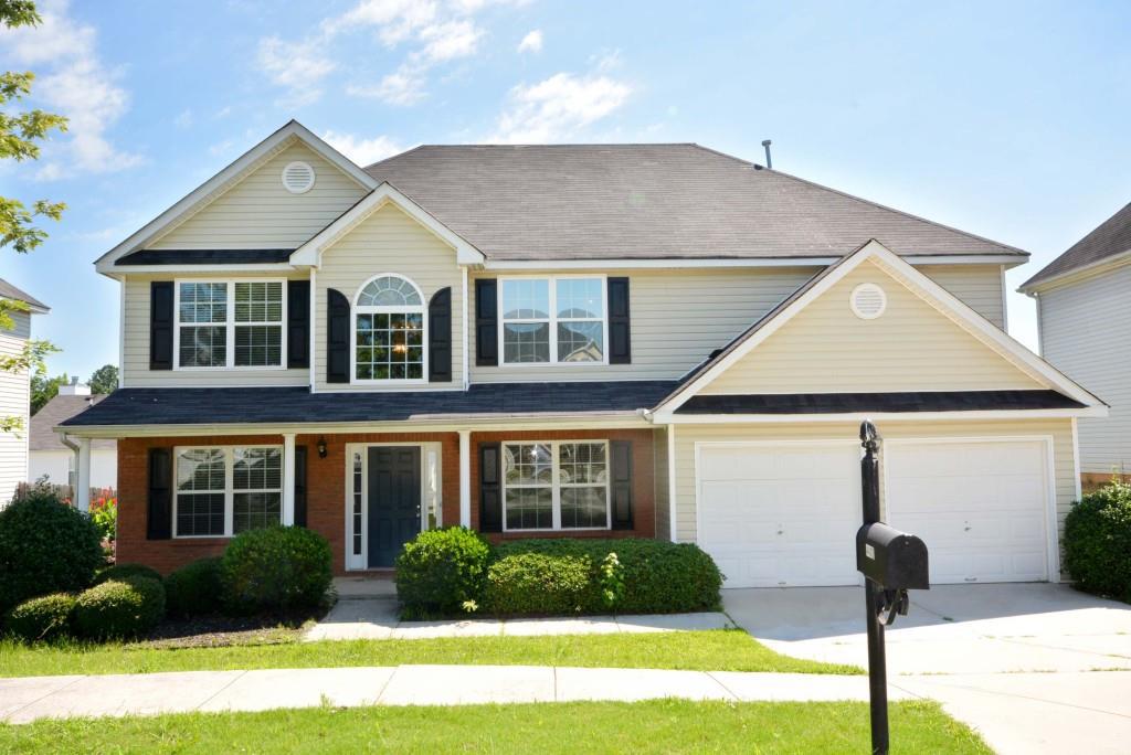 4402 Beaver Tree St., Loganville, GA 30052