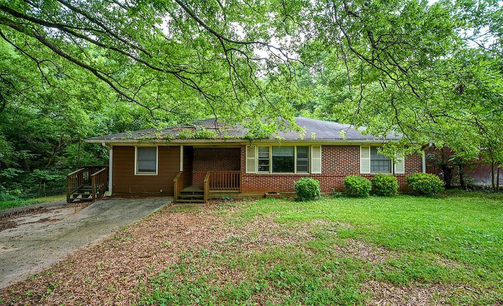 2130 Rockhaven Cir., Decatur, GA 30032