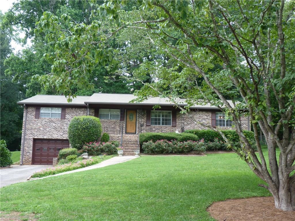 71 Vanya Ln., Smyrna, GA 30082