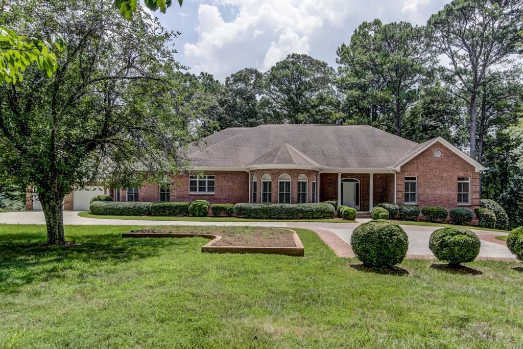 4651 Waters Rd., Woodstock, GA 30188