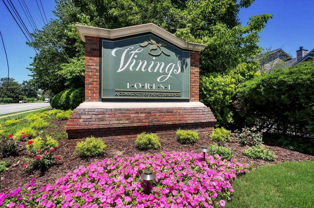 504 Vinings Forest Ct., Smyrna, GA 30080