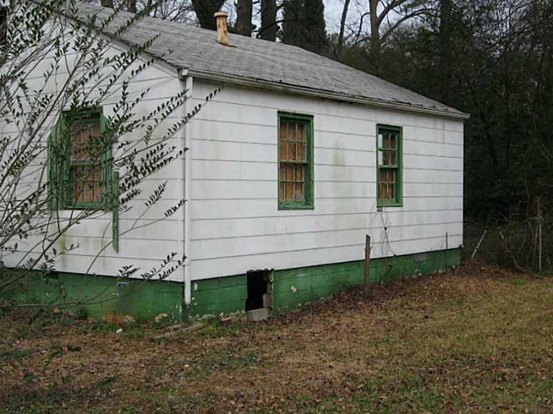 2924 Akron St., East Point, GA 30344